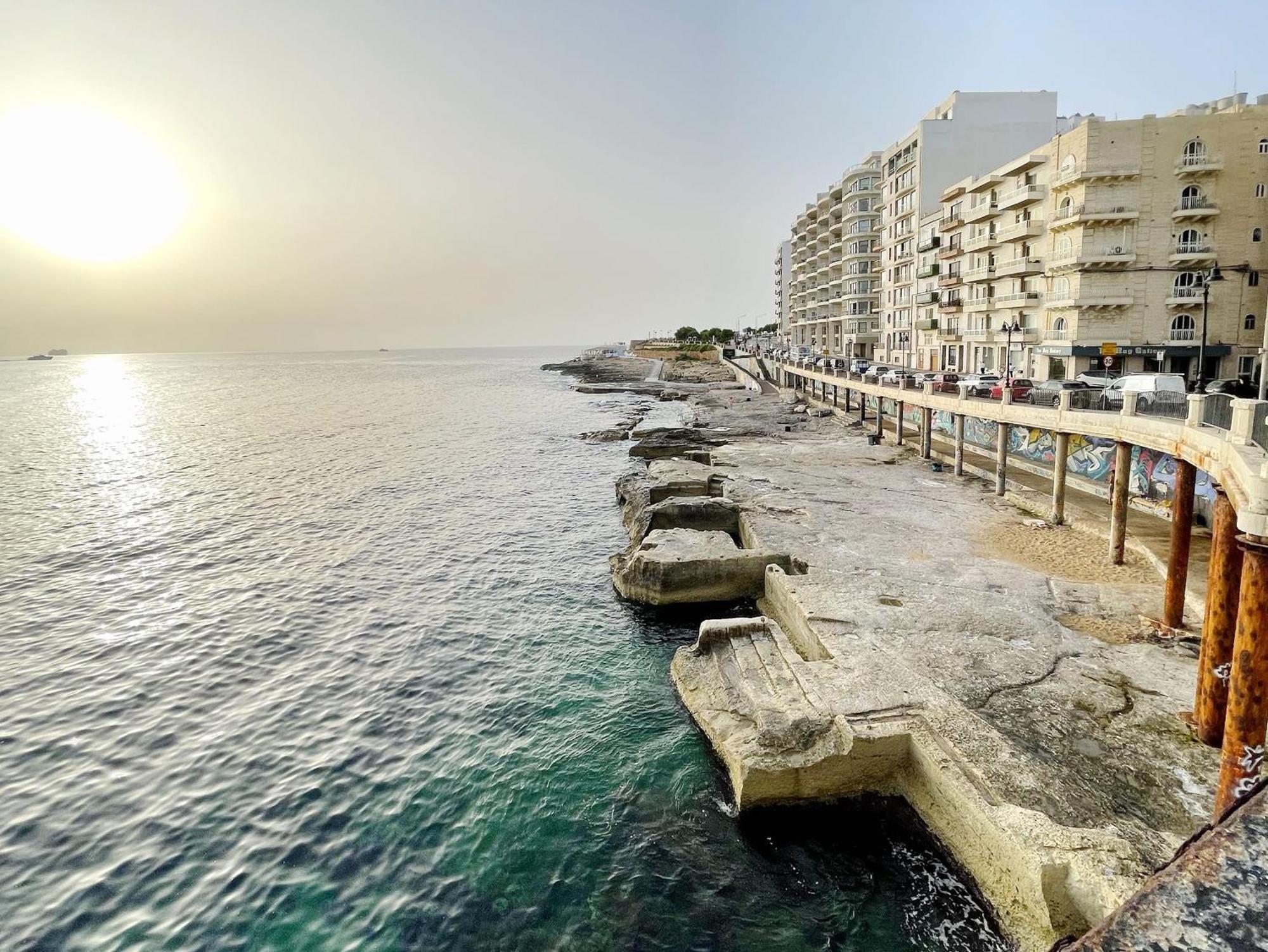 Appartement Depiro Point Deluxe - Modern, Designer 2 Minutes Away From Popular Seafront